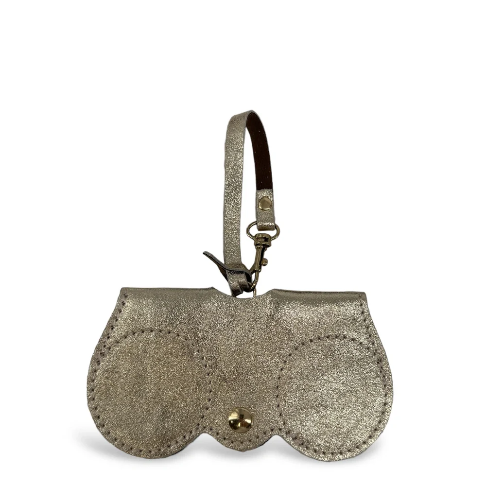 Etui à lunettes en cuir irisé PEANUT GLOW Or pâle - Image 4