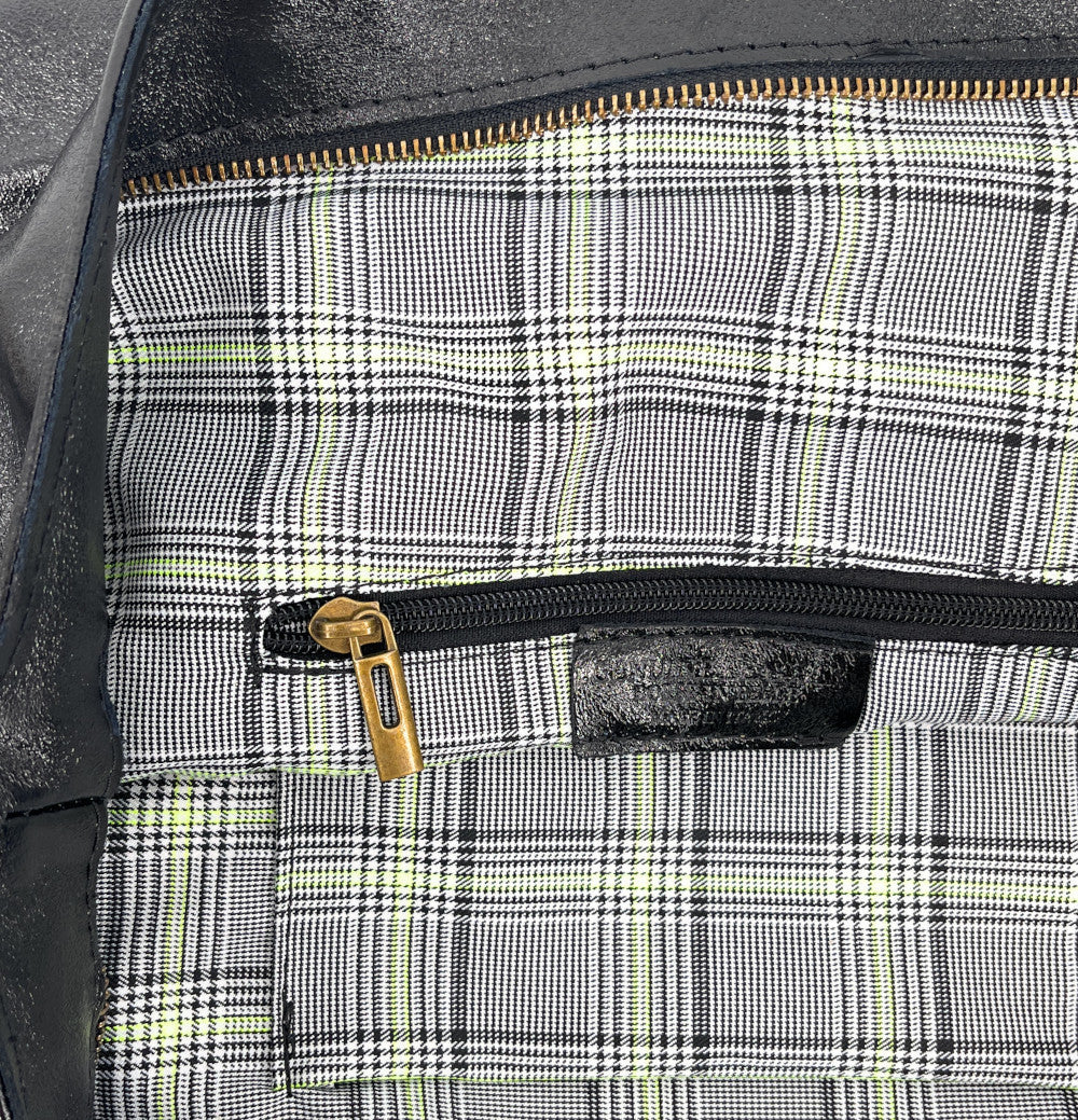 Grand sac cabas en cuir irisé CASSIOPEE Noir irisé - Image 8