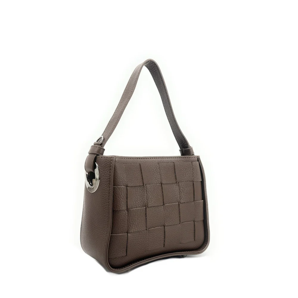 Sac en cuir grainé tressé CHESSY Taupe foncé - Image 2