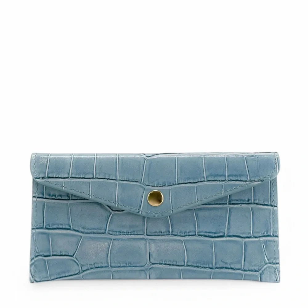 Pochette enveloppe en cuir façon crocodile CLOE CROCO Bleu glacier - Image 4