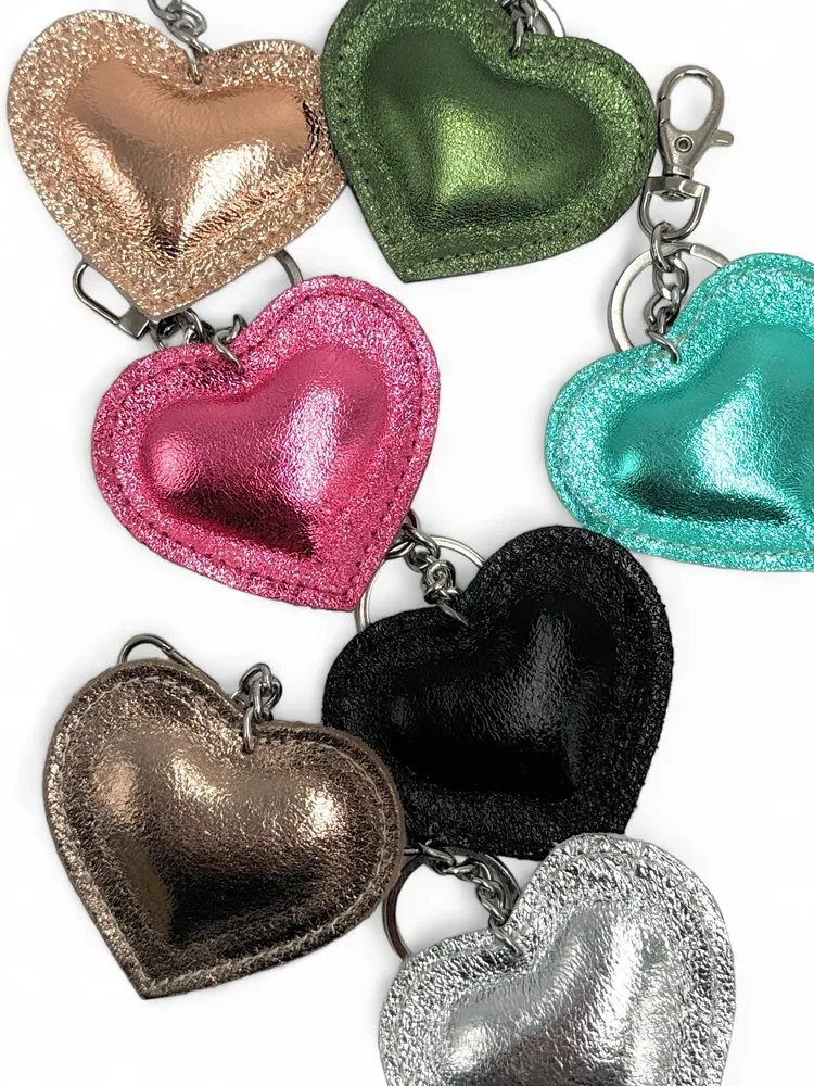 Porte-clés en cuir irisé COEUR GLOW Argent clair - Image 6