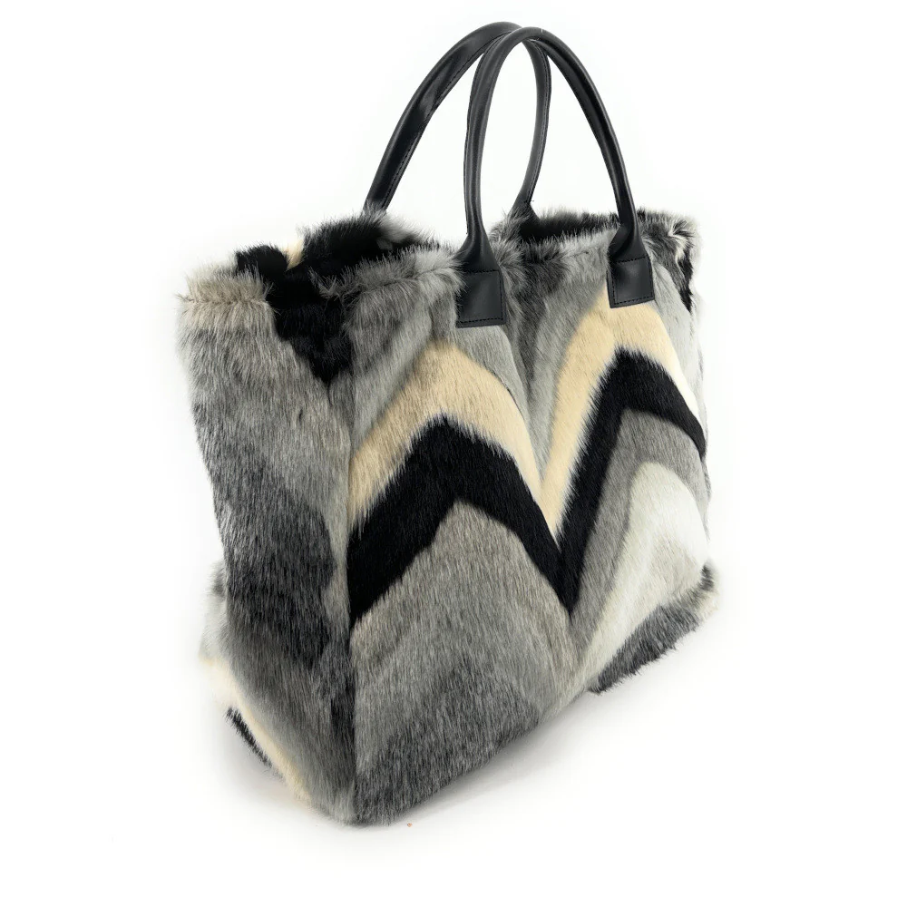 Sac cabas shopping XL en fausse fourrure et cuir TABBY Chevron gris - Image 2
