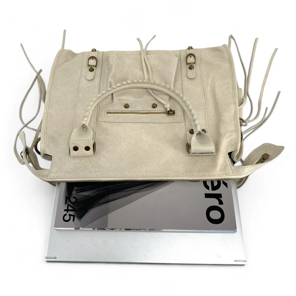 Sac à main en cuir brossé SANDSTORM E.L. SIROCCO Beige crème - Image 6