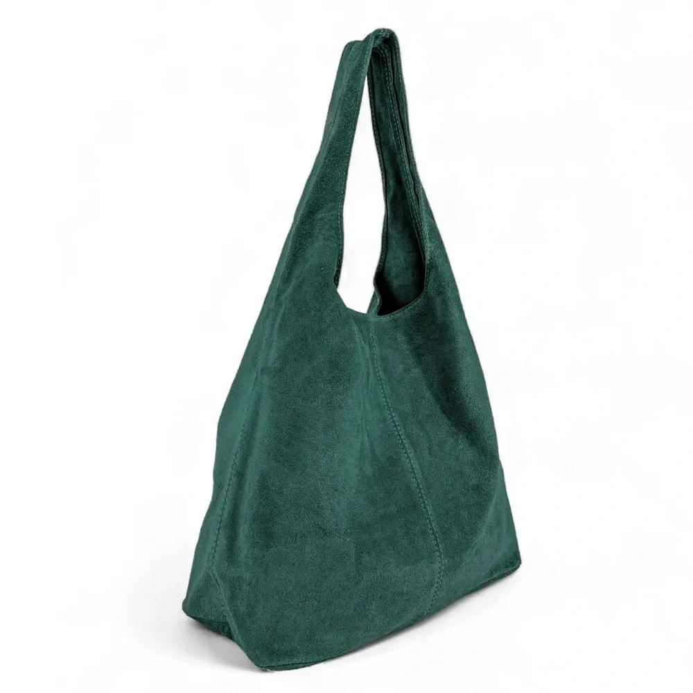 Sac à main de forme HOBO en daim EVA vert canard - Image 2