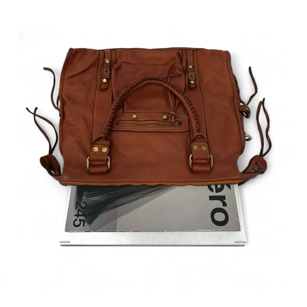 Sac à main porté épaule en cuir vintage STORM ROCK Bourbon - Image 6