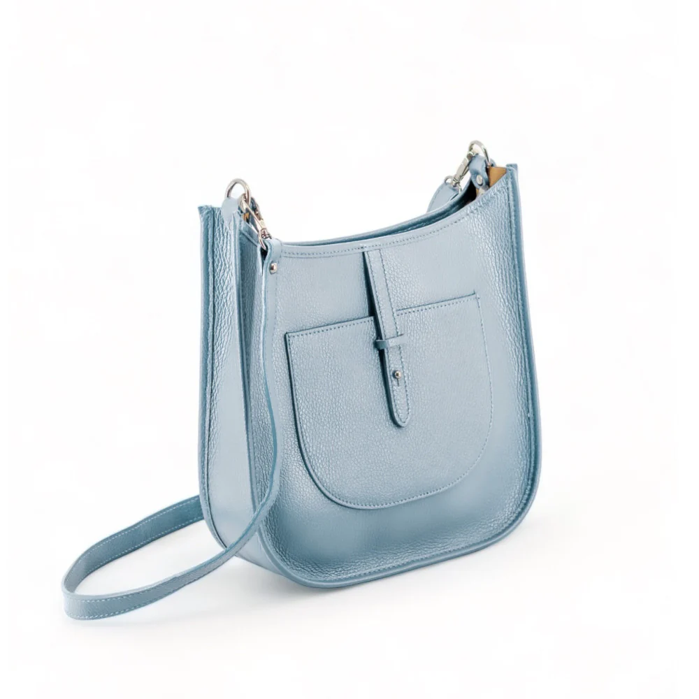 Sac à main hobo en cuir grainé CYBELE Bleu pastel - Image 6