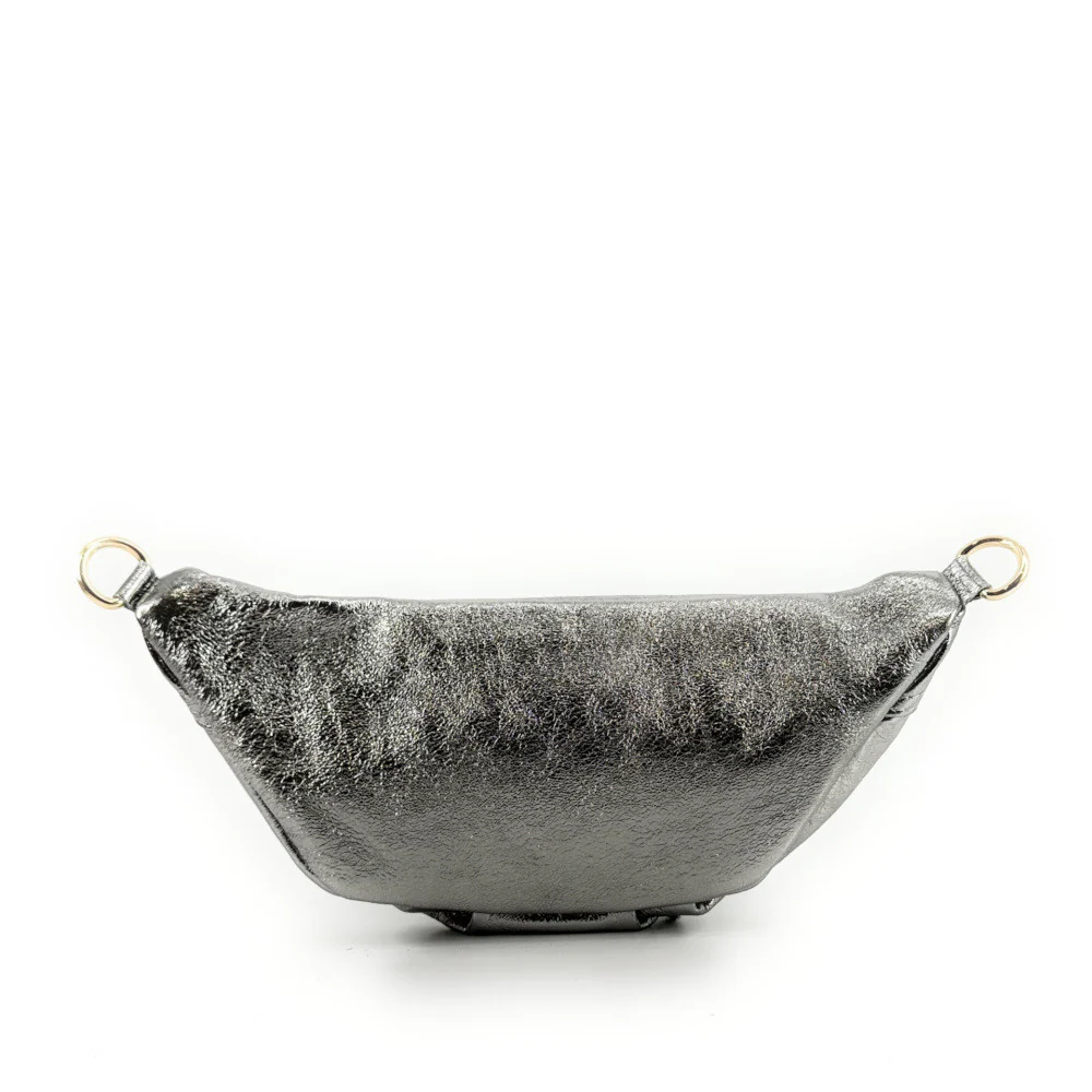 Sac banane en cuir irisé LOUKA GLOW Argent moyen - Image 5