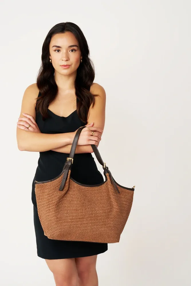 Sac cabas en cuir grainé et raphia IMPERIA Mocha mousse - Image 7