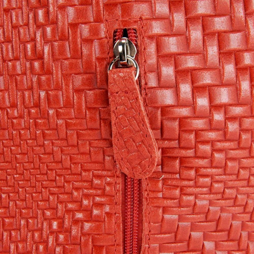 Sac HOBO en cuir embossé tressage MANDALAY Rouge garance - Image 4