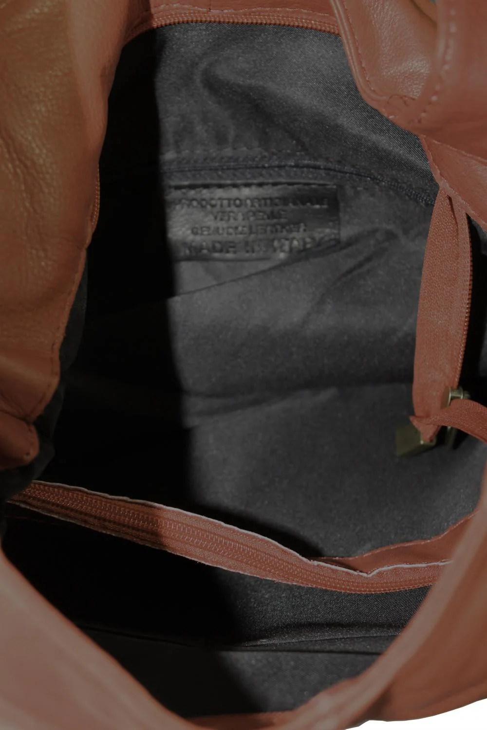 Sac HOBO en cuir lisse NEW AGE Chocolat - Image 3