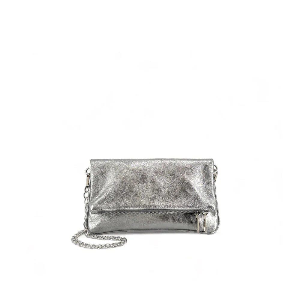Sac pochette en cuir irisé ROXANE Argent moyen - Image 2