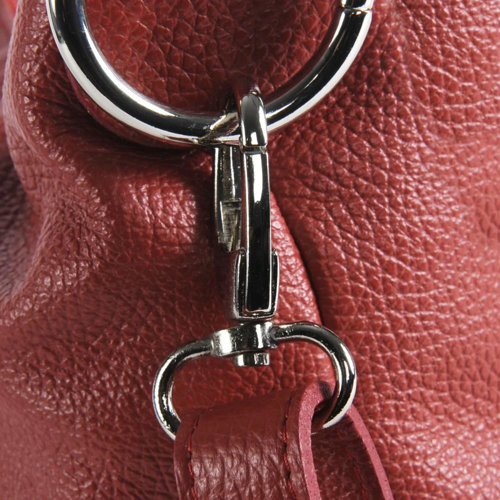 Sac seau à bandoulière en cuir grainé BEAUBOURG Rouge garance - Image 4