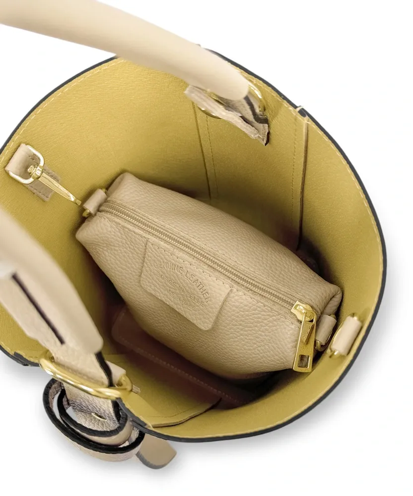 Sac seau et pochette en cuir grainé BIRDIE Taupe clair - Image 9